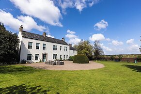 Cheviot Manor