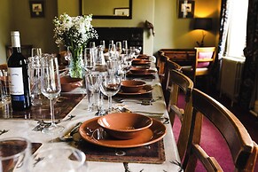 Cheviot Manor