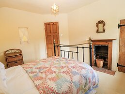 3 Malthouse Cottages