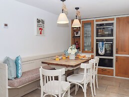 Sanctuary Cottage