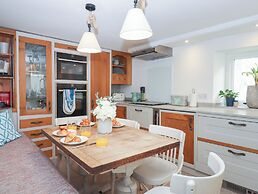Sanctuary Cottage