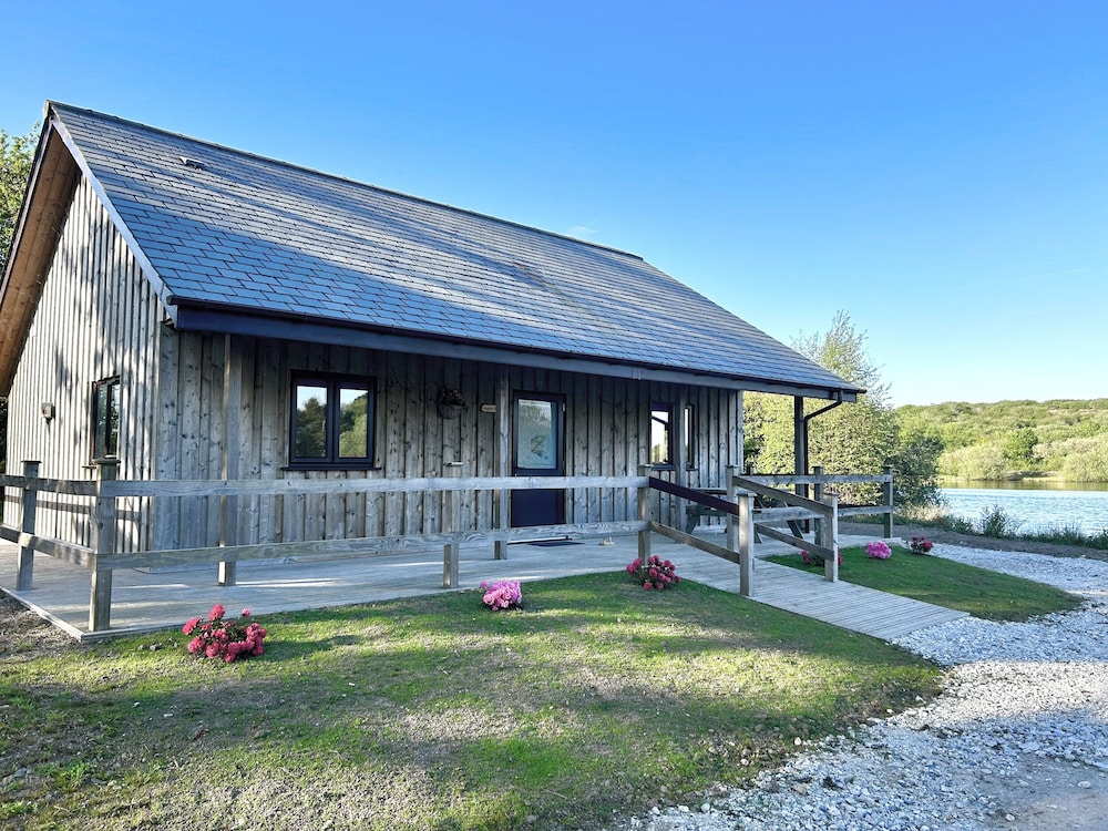 Kingfisher Lodge