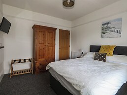 Flat 4 - Hengistbury