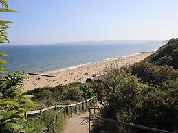 Flat 4 - Hengistbury