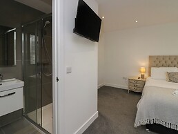 Edgemere Hideaway
