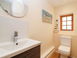 Honeysuckle Cottage
