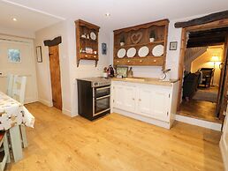 Glandwr Cottage