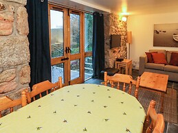 Valley Cottage