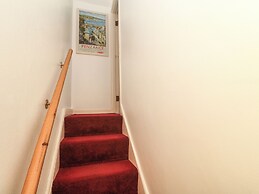 Valley Cottage