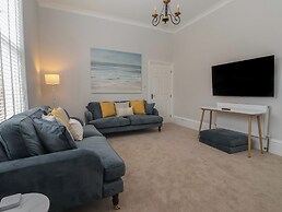Broad Bay Lodge