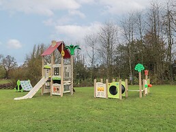 Stork Lodge