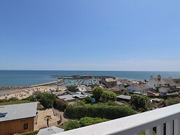 3 Harbour Heights
