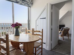 3 Harbour Heights