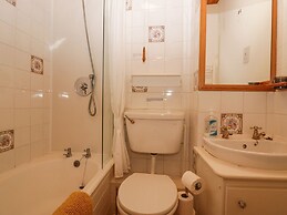 Lazey Cottage