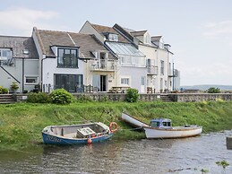 Lazey Cottage