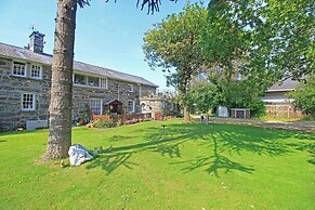 Treetops Flat