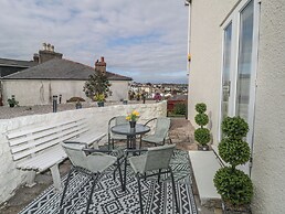 Hilltop Cottage
