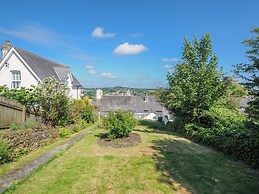 Stone's Throw Cottage