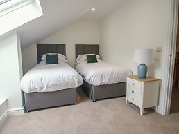 Doncaster Cottage