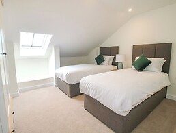 Ascot Cottage