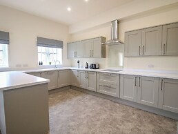 Aintree Cottage