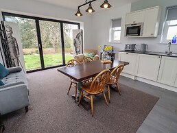 Honeysuckle Cottage