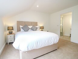 Kempton Park Cottage