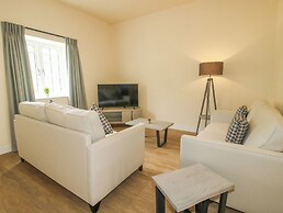Kempton Park Cottage