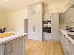 Kempton Park Cottage