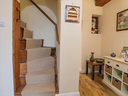 Medlar Cottage