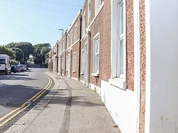 Goldhurst Apartment
