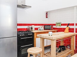 Goldhurst Apartment
