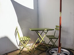 Goldhurst Apartment