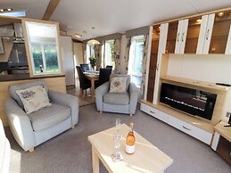 Lodge 2