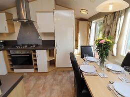 Lodge 2