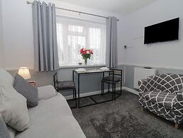 Flat 5, Big Tree Holiday Flats