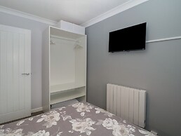 Flat 4, Big Tree Holiday Flats