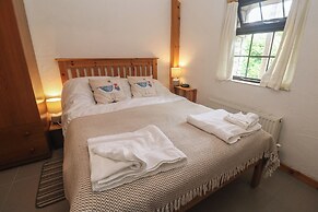 Horseshoe Cottage