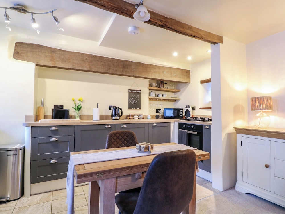 Peak Cottage