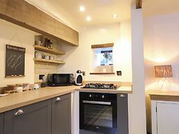 Peak Cottage