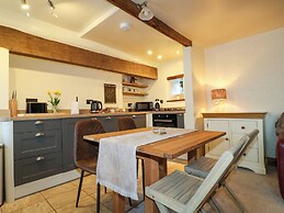Peak Cottage