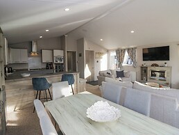 The Three Bears Lodge, Coniston Drive 11