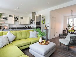 Harbourside Apartment