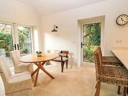 The Elm Coach House