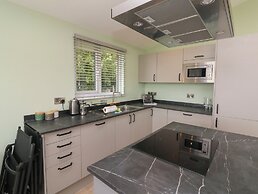 Cove Lodge