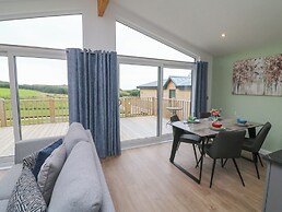 Cove Lodge
