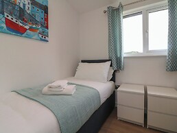 Cove Lodge