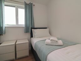 Cove Lodge