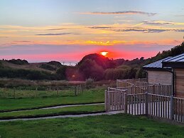 Cove Lodge