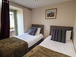Horseshoe Cottage